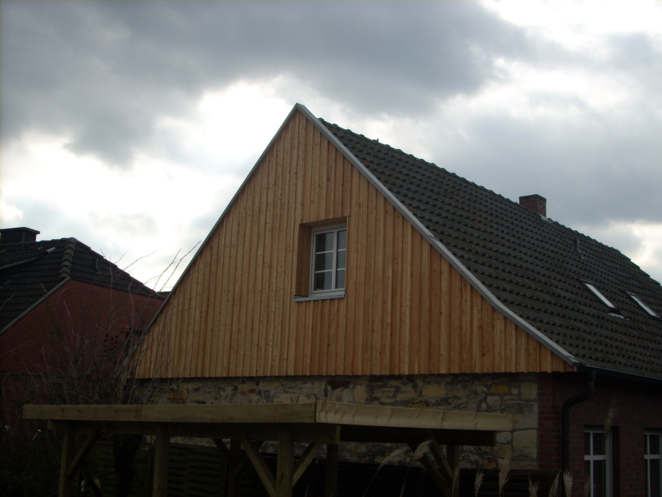 vorgehaengte-hinterlueftete-fassade-anstatt-wdvs-480492-2.png
