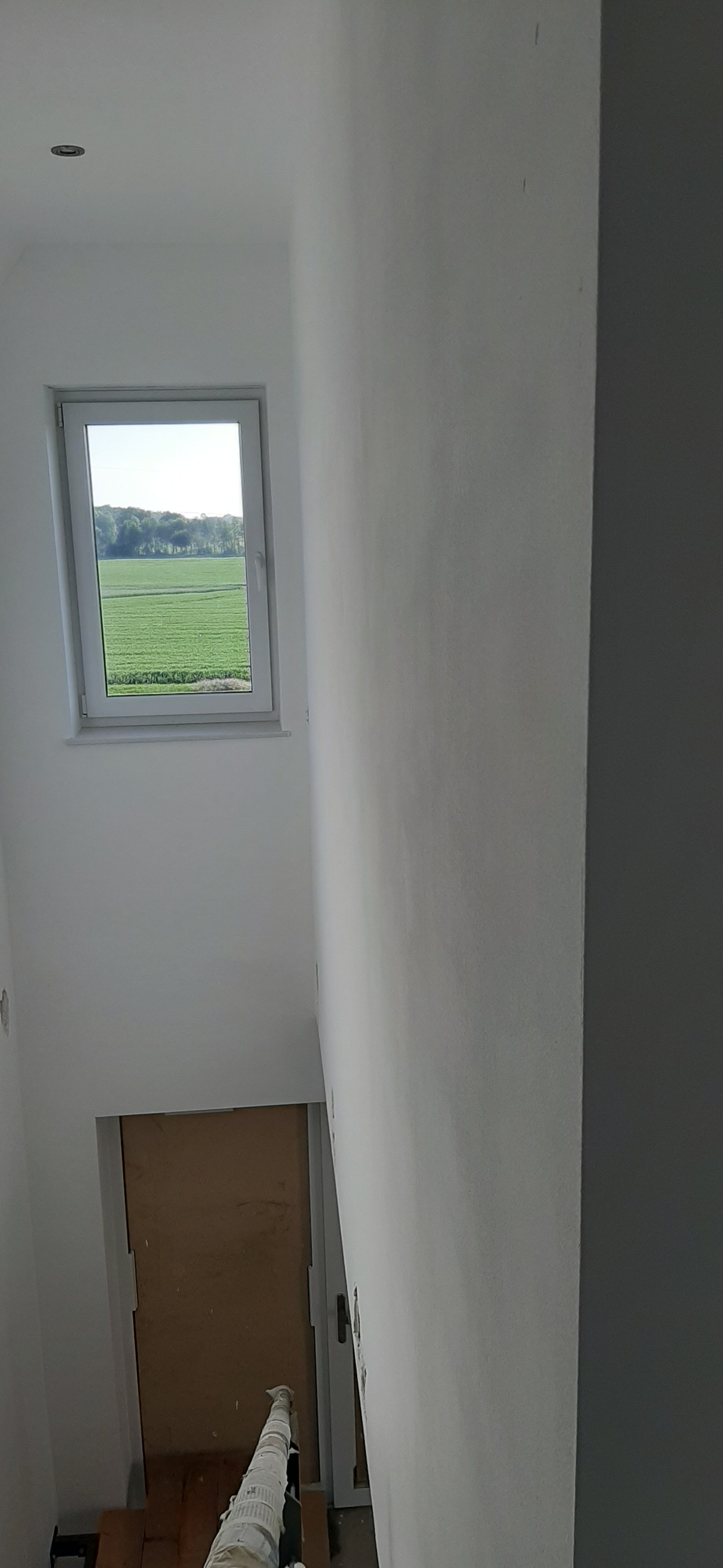 wand-ist-scheckig-was-tun-neubau-402408-2.jpg
