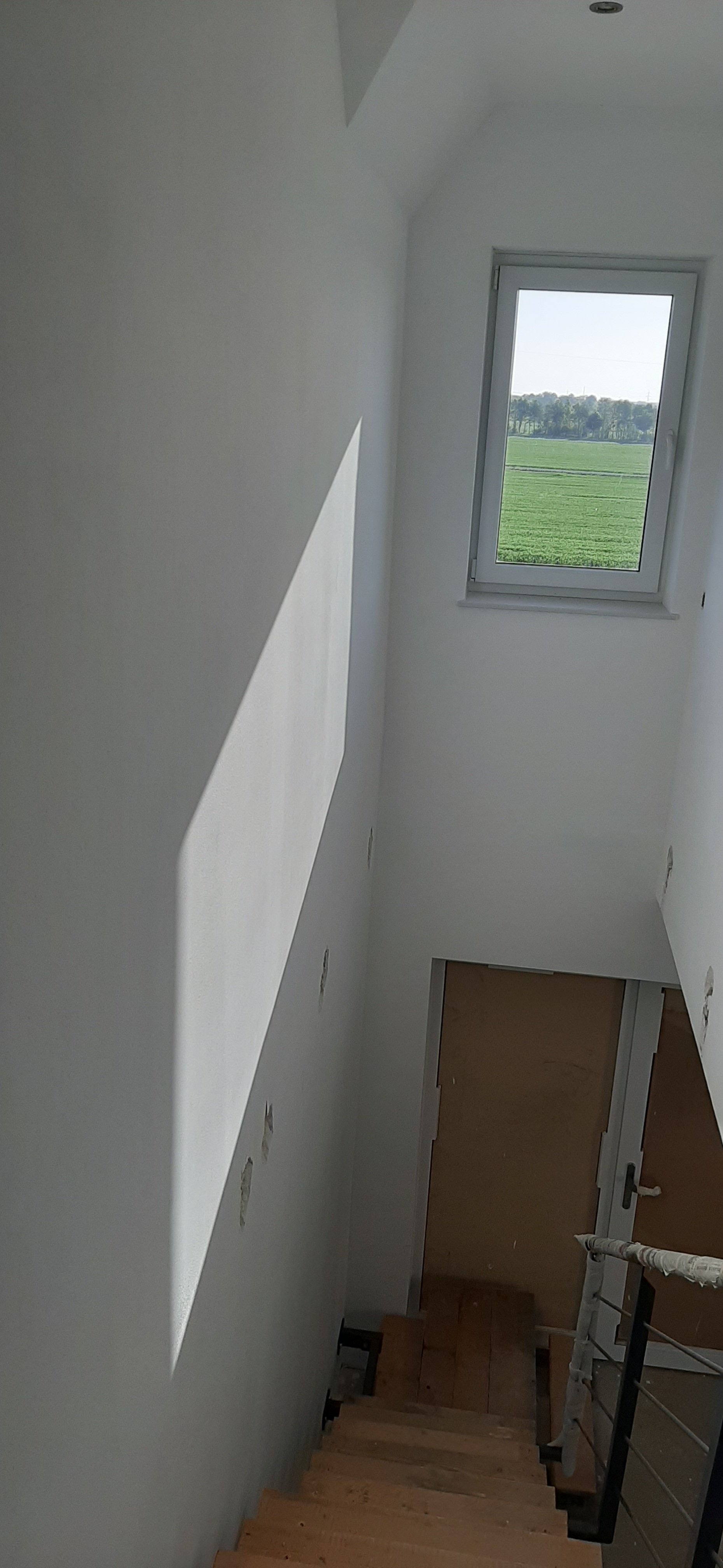 wand-ist-scheckig-was-tun-neubau-402408-3.jpg