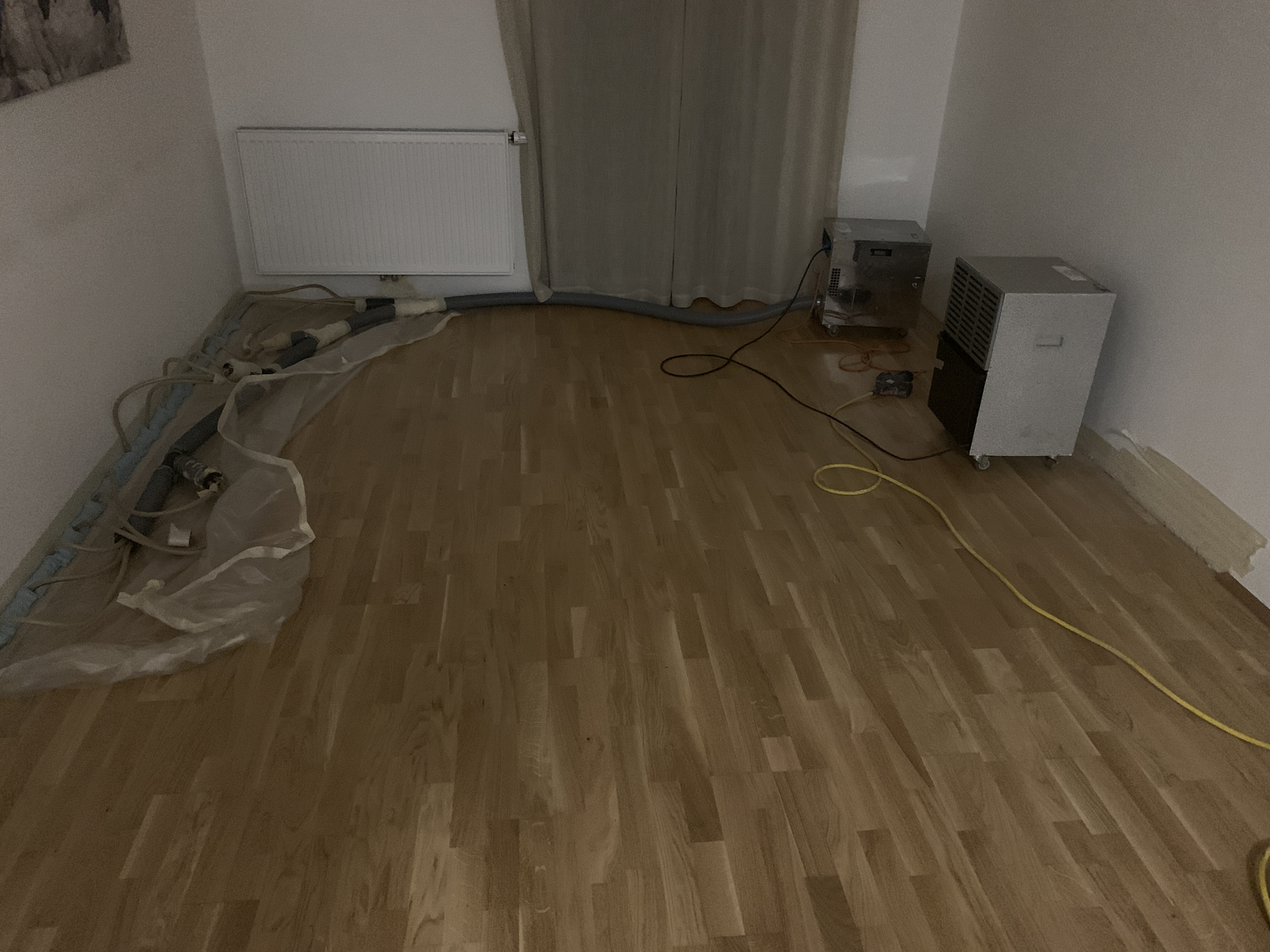 wasserschaden-defekte-heizung-372865-1.jpeg