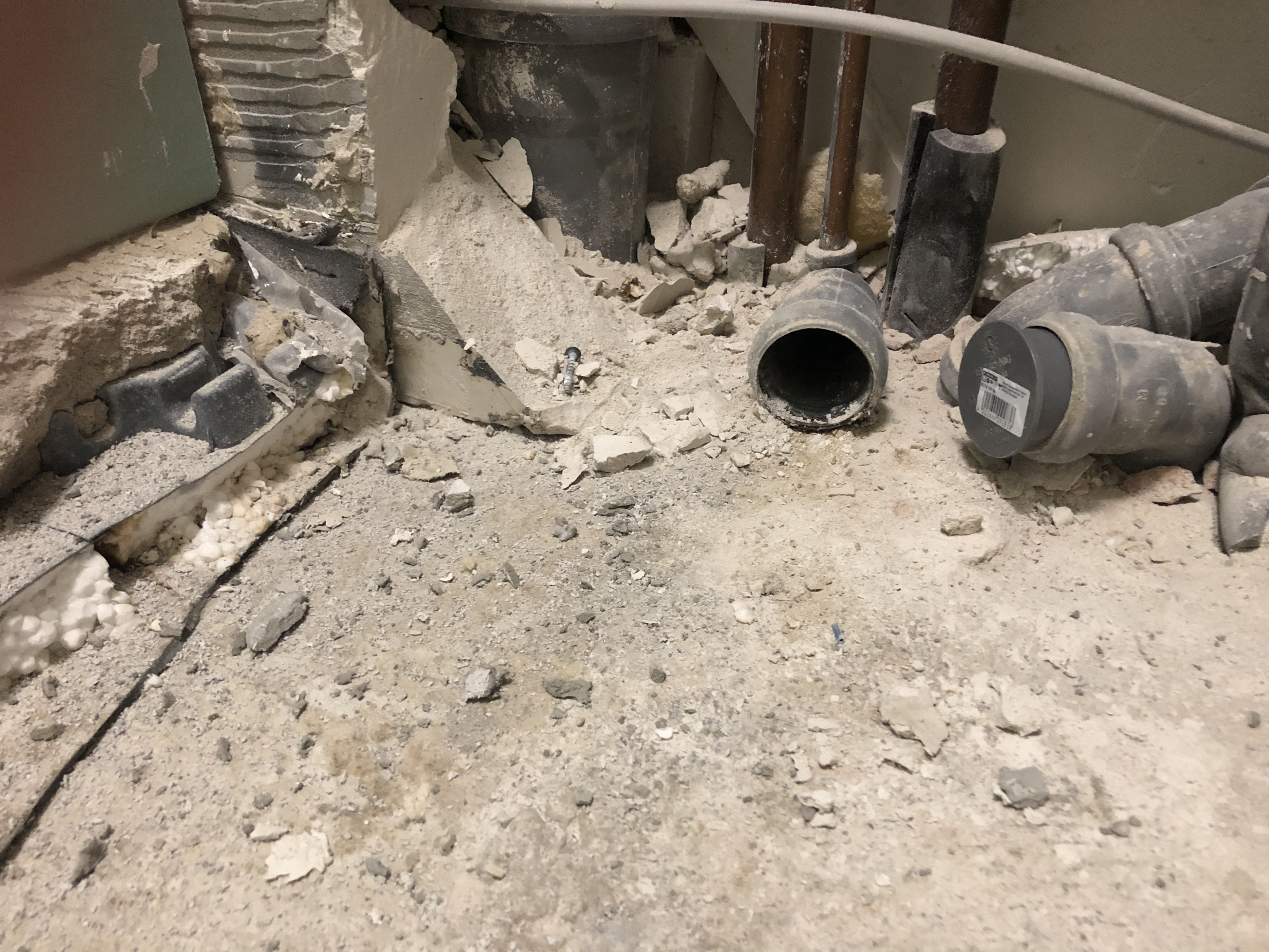 welche-duschrinne-fuer-sehr-flachen-einbau-342147-2.jpeg