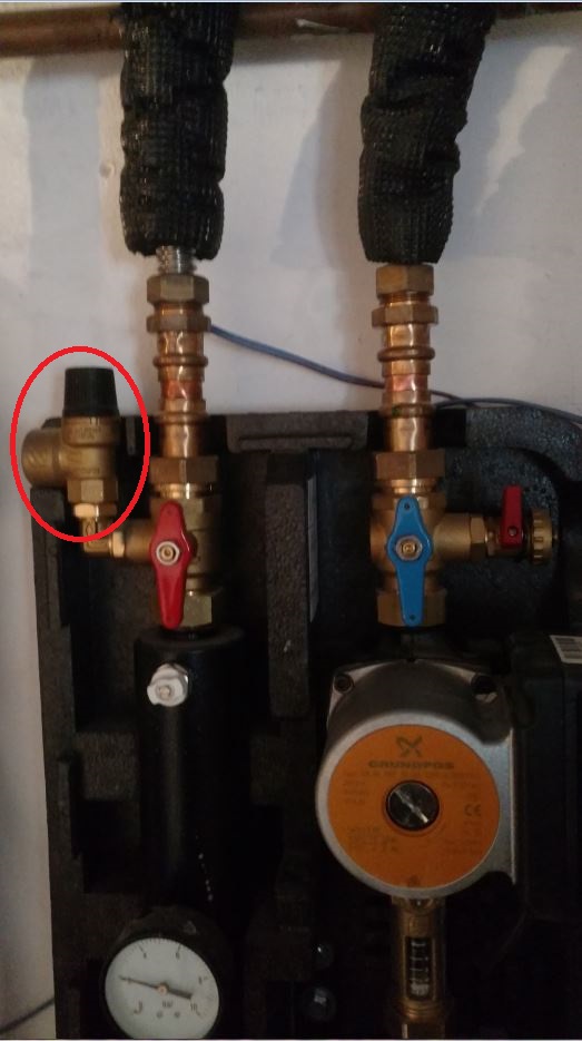 wie-funktioniert-meine-heizungsanlage-mit-solarthermie-293908-1.JPG