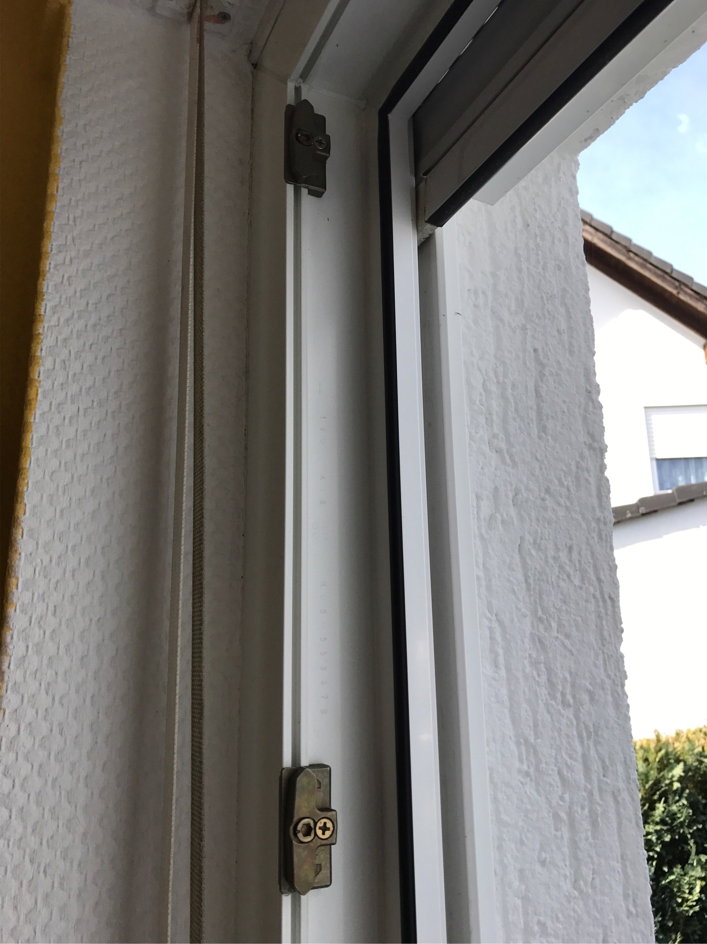 wie-schaetzt-ihr-die-einbruchshemmung-folgender-fenster-ein-198730-1.JPG
