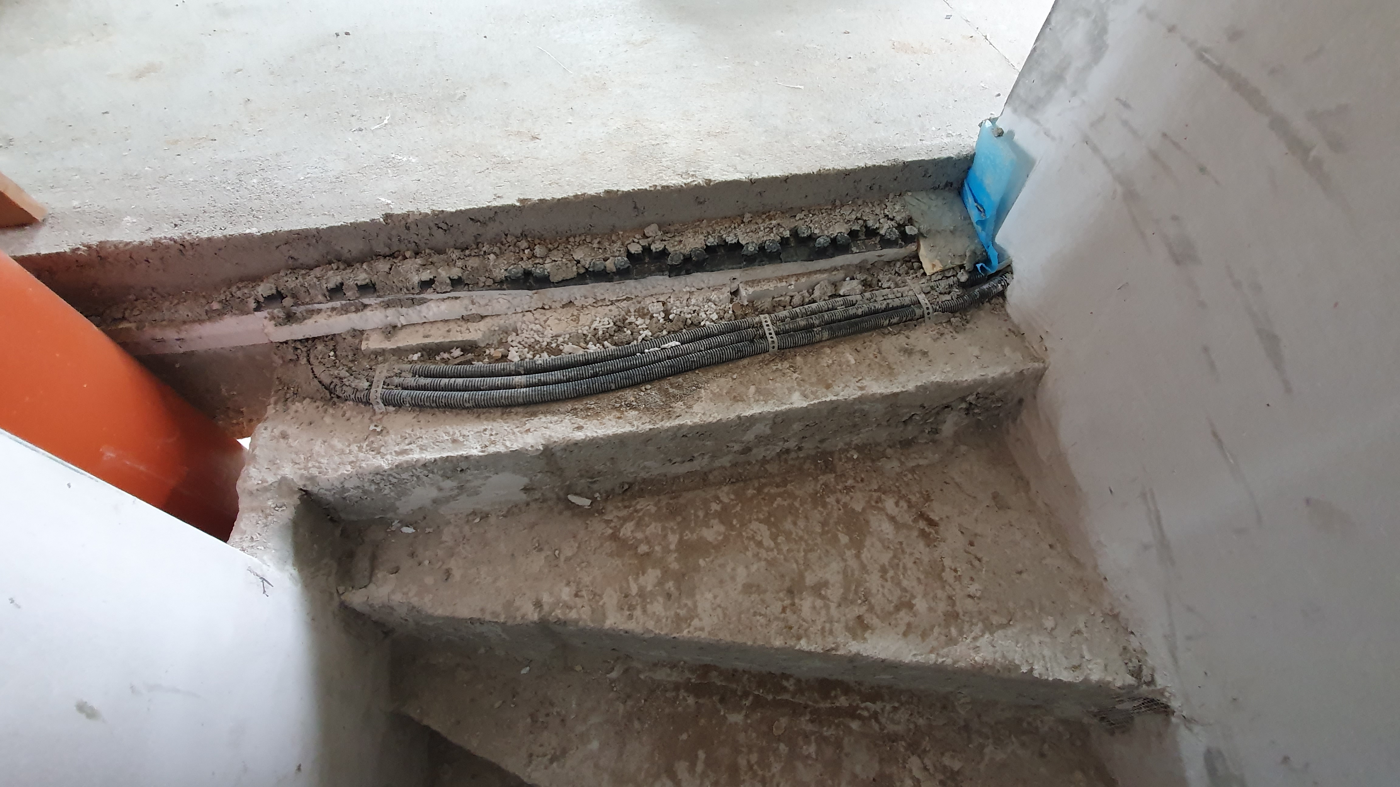 womit-die-betontreppe-ausgleichen-353868-1.jpg