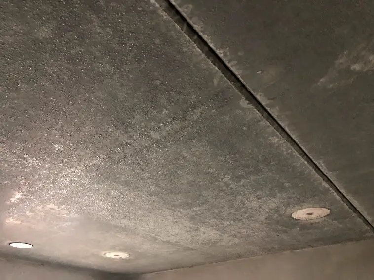 zu-viel-feuchtigkeit-im-efh-nach-estrich-einbau-schimmelgefahr-547973-2.jpg