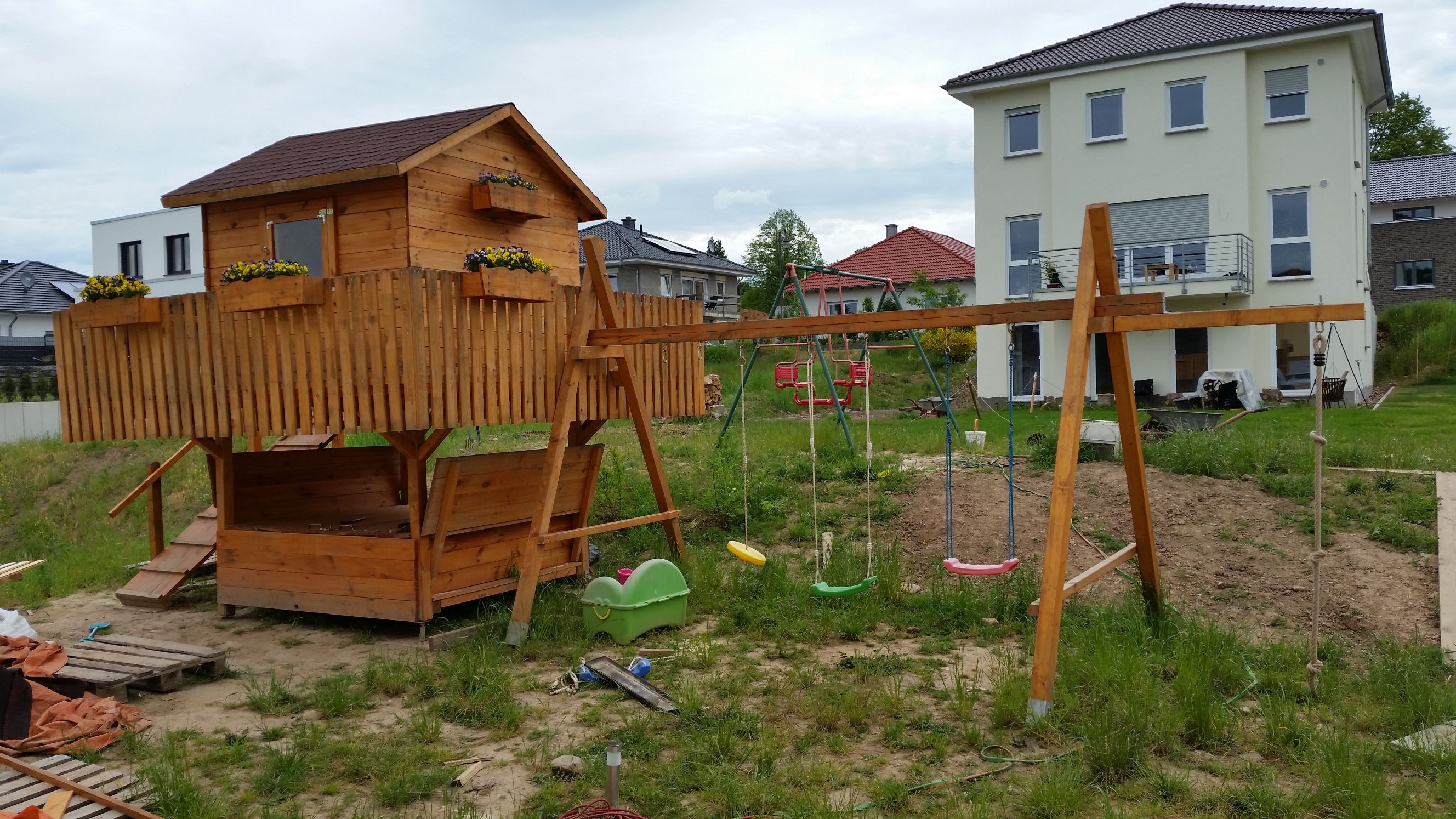 zweites-haus-gebaut-134372-1.jpg