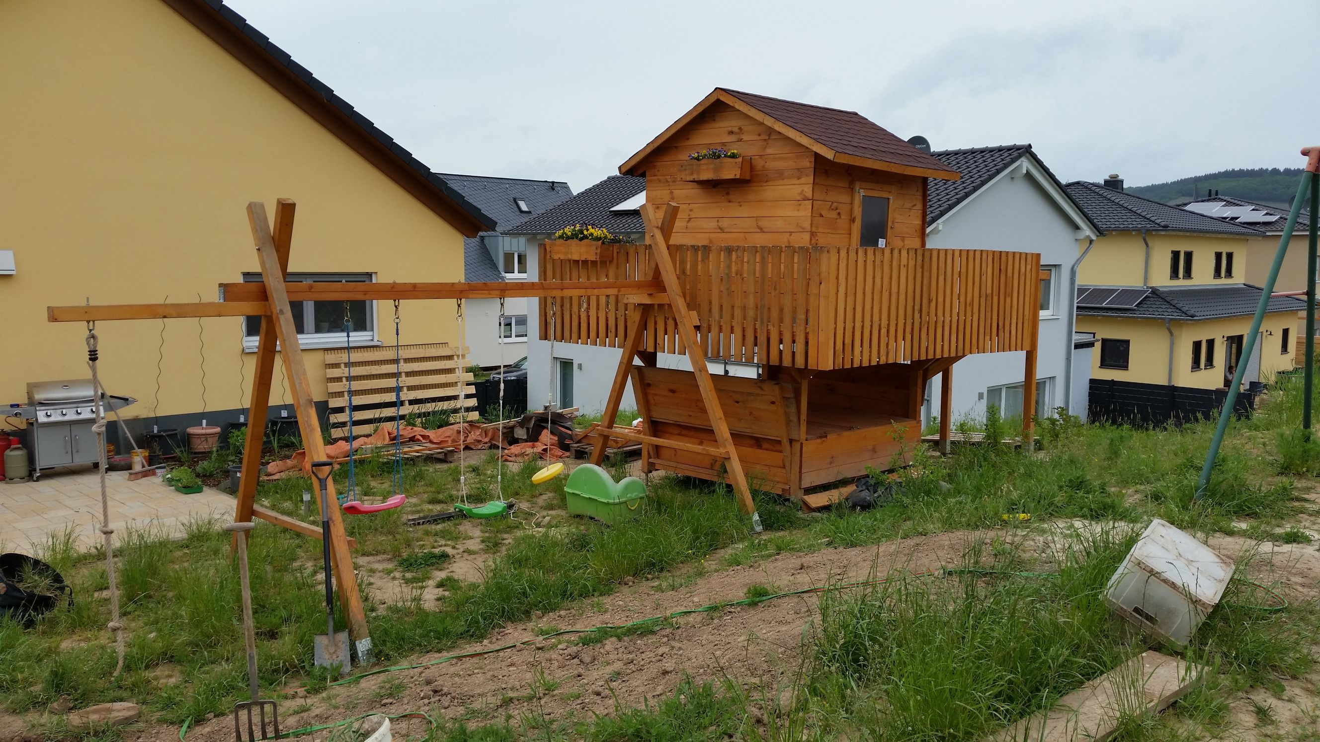 zweites-haus-gebaut-134372-3.jpg