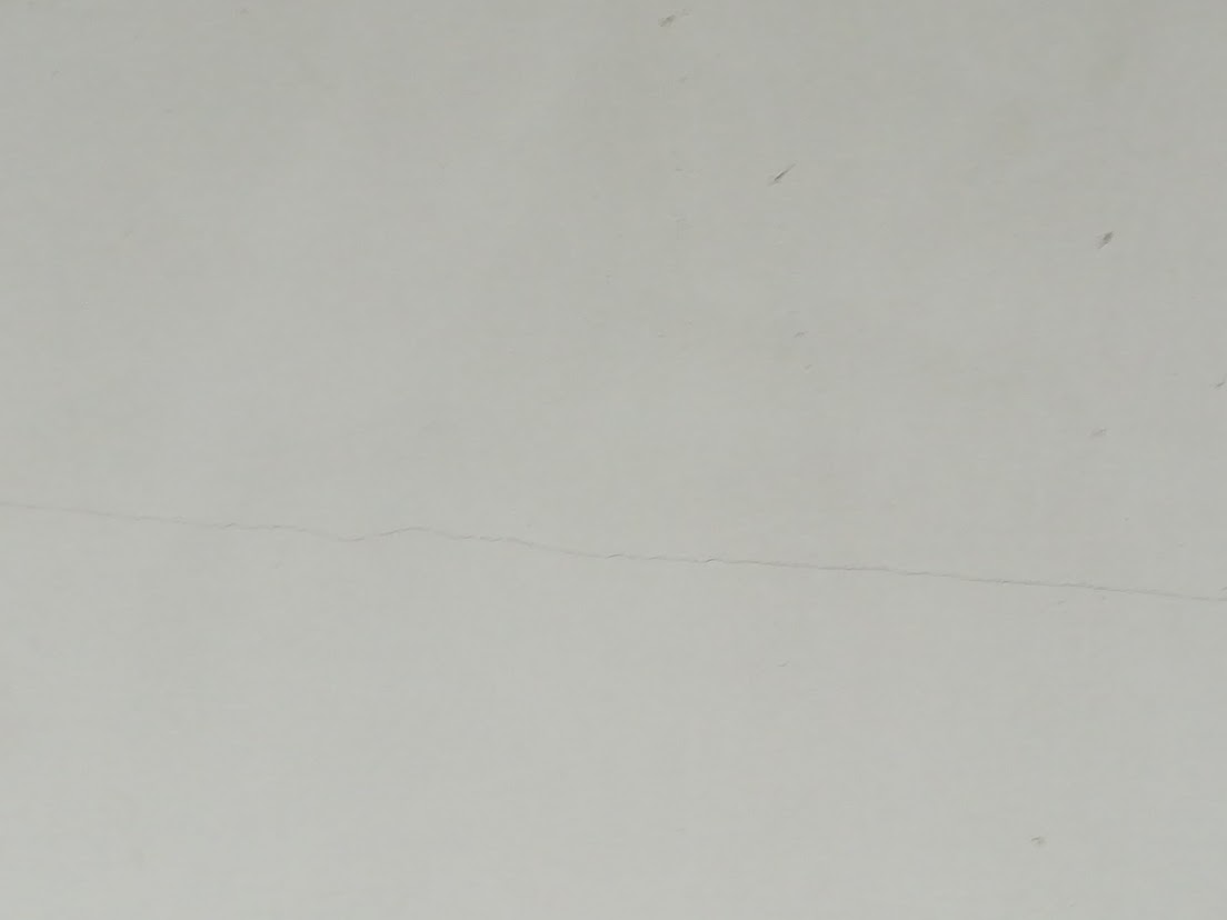 zwischenwaende-horizontal-gerissen-508605-2.jpg
