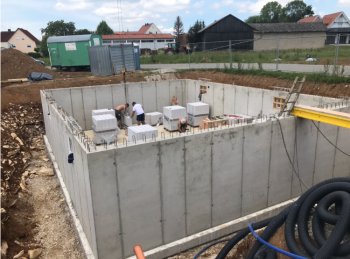 Feuchte Wände in Neubau im Keller - Bauausführungs-Fehler