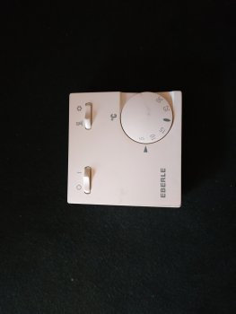 verschiedene-eberle-xtrafloor-heizungsregler-zu-verkaufen-311397-2.jpg