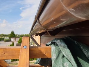 dachrinne-vordach-vorbau-schalung-schindeln-340405-3.jpg