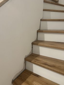 treppe-und-decke-verputzen-oder-spachteln-636168-4.jpg