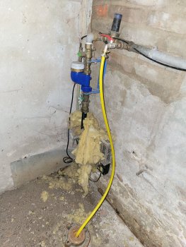 seltsame-zu-abwasserkonstruktion-645538-1.jpg