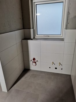 Toilette ohne Objekte.jpg