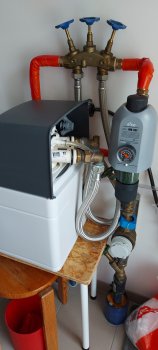 kalkfilter-kaltwasserzulauf-wasserhahn-spuelmaschine-664869-1.jpg