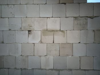 wie-kann-ich-luecken-fuellen-in-einer-ks-mauer-665519-1.jpg