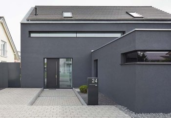 optik-frage-passende-fensterfarbe-zu-dachziegeln-686610-2.jpg