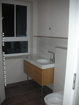 grundriss-fuer-kleines-bad-und-schlafzimmer-690219-3.png