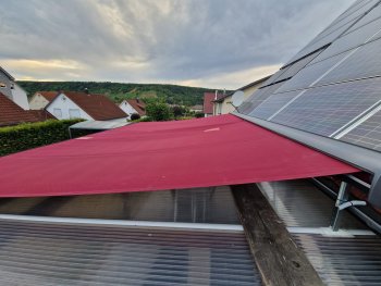 probleme-mit-tuchspannung-bei-gelenkarmmarkise-falten-risse-beim-ein-und-ausfahren-690872-1.jpeg