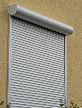vorbaurollladen-nicht-ganz-wasserdicht-normal-691140-3.jpg
