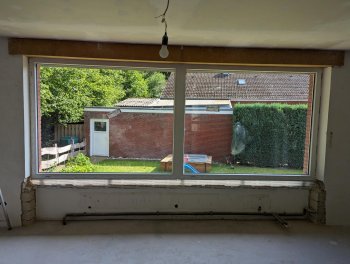 fenster-auf-metalltraegern-richtig-verbaut-692899-1.jpeg