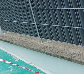metallgelander-poolrand-terrasse.jpg